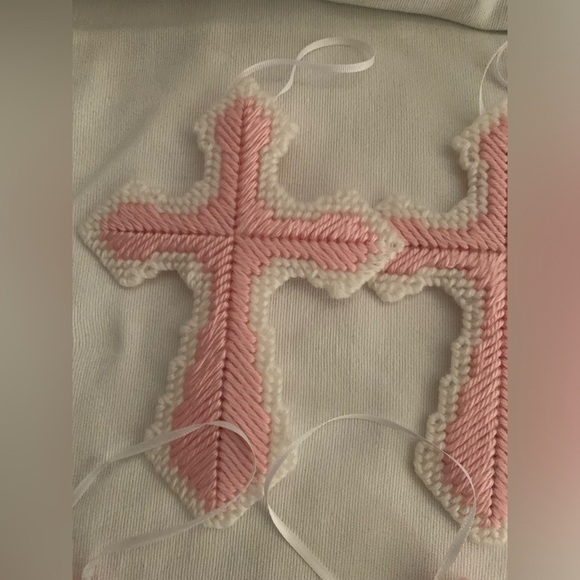 Six Handmade Crosses, Plastic Canvas With A Center Flower Embellishment - Picture 5 of 9